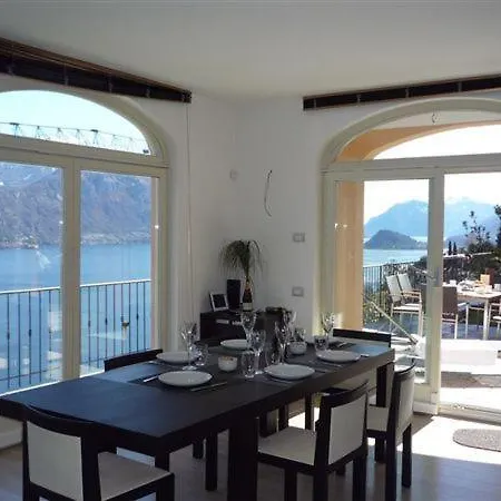 Sleeps 8 Pool Ferienhaus *