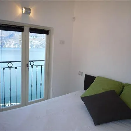 Sleeps 8 Pool בית נופש *